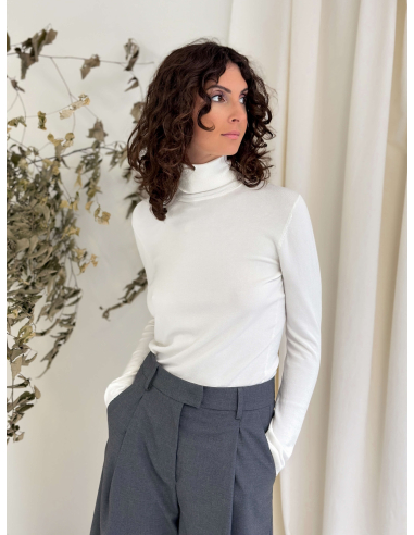 VISCOSE TURTLENECK